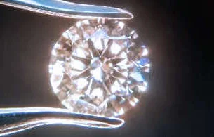 ダイヤモンドを拡大